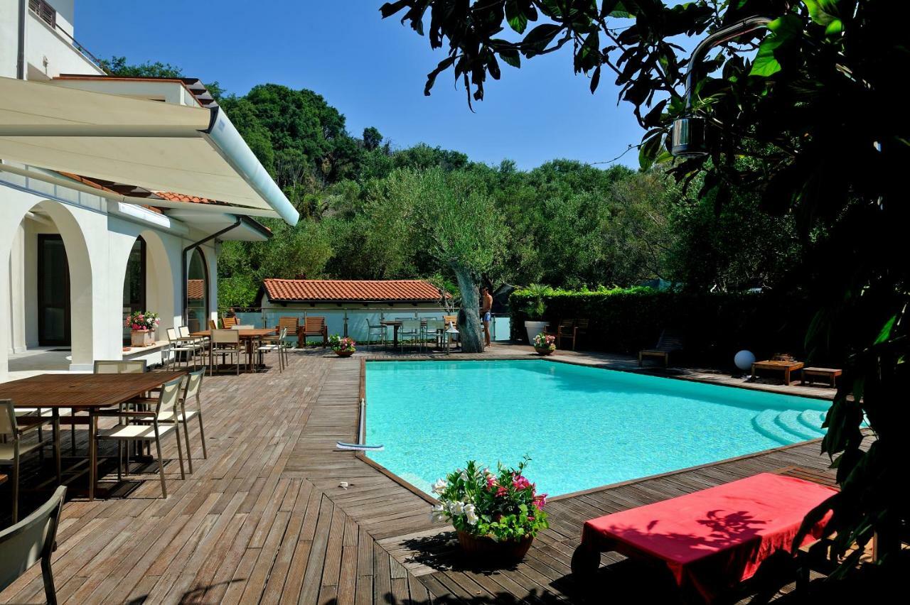 Hotel Le Piane Villammare Exterior photo